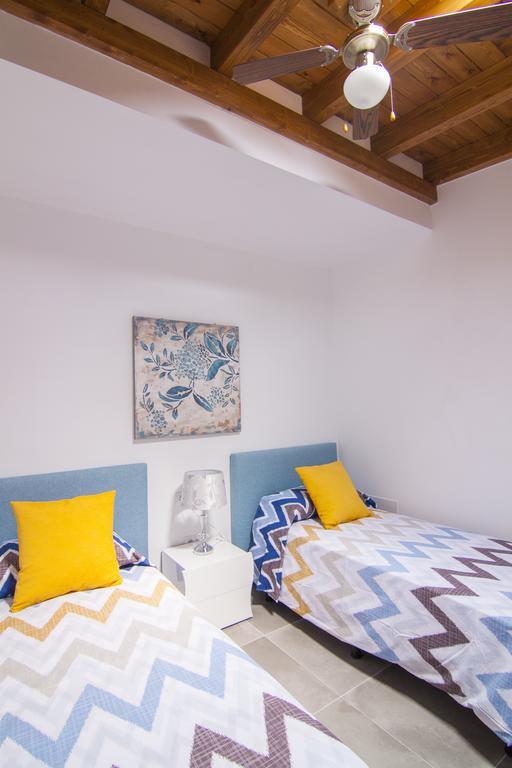 Anju Villas Los Delfines Bravo'S Apartments Corralejo Dış mekan fotoğraf